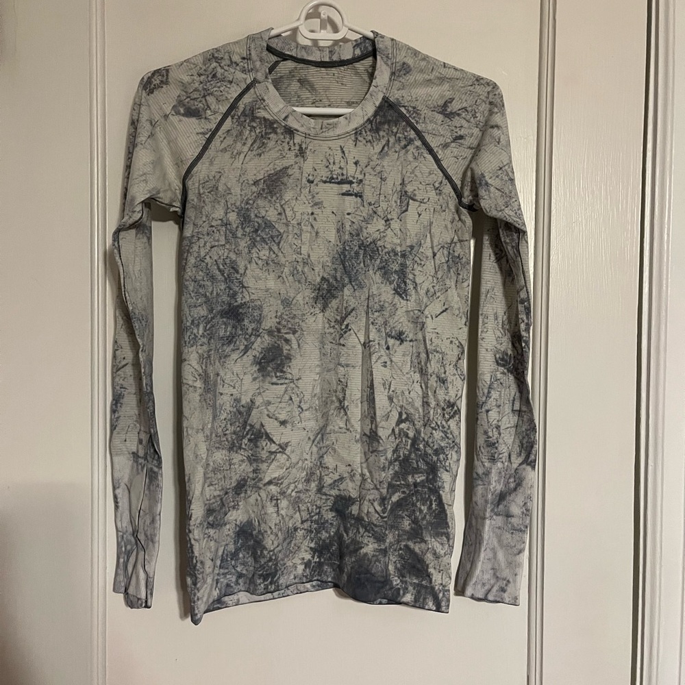 Lululemon long sleeve running shirt